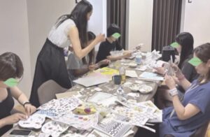 ひより芝浦で食器や哺乳瓶を制作する産後ママ向けポーセラーツワークショップ