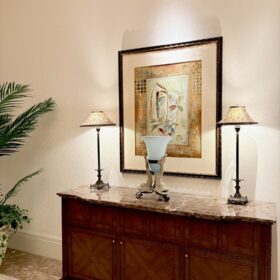 東京・港区でポーセラーツレッスンを行うSALON DE RAY。静かな環境で、暮らしと心を整える大人向けのポーセラーツサロン。